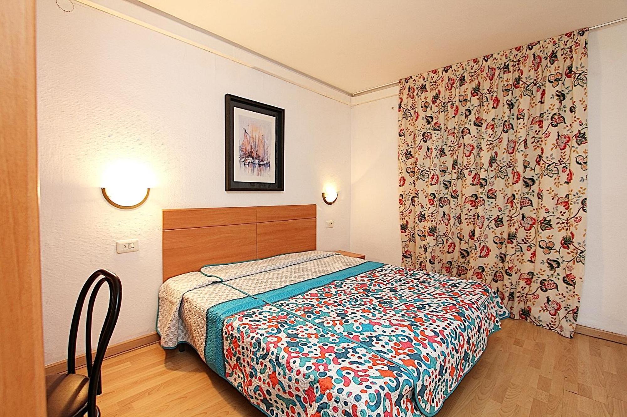 Apartaments Nautic โยเรตเดมาร์ ห้อง รูปภาพ